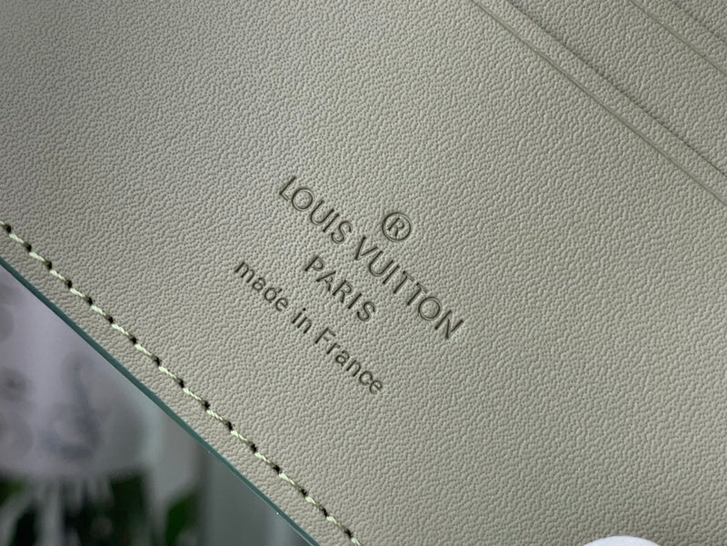 LOV - Luxurious Totes - 506