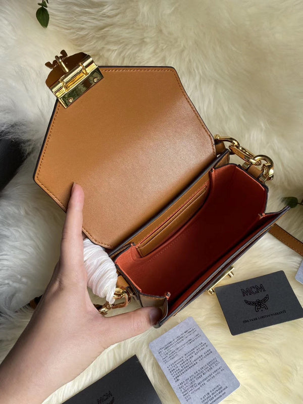 Luxurious Totes - Latest - 7796