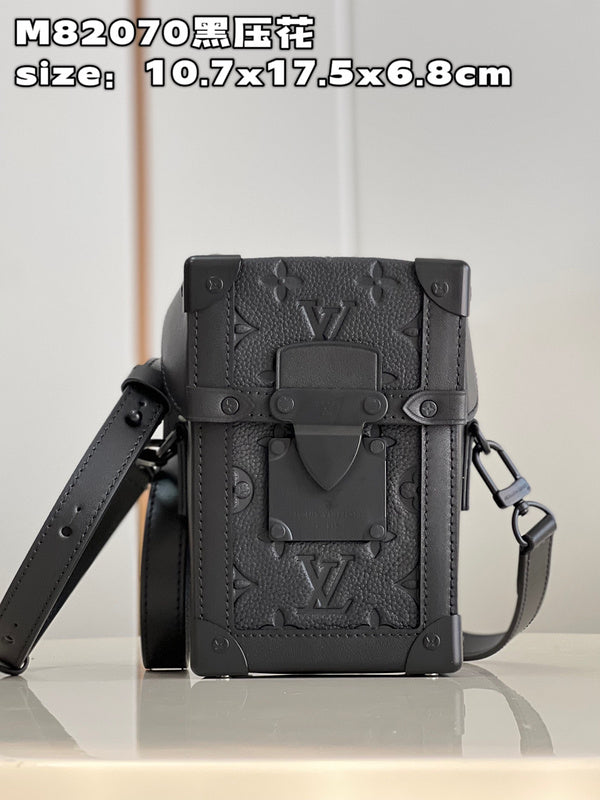 LOV - Luxurious Totes - 701