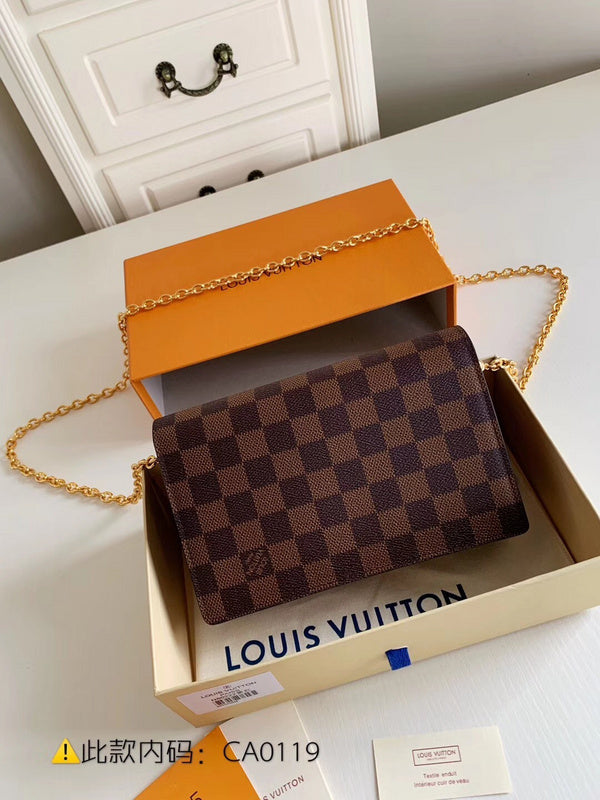 Luxurious Totes - Latest - 2410