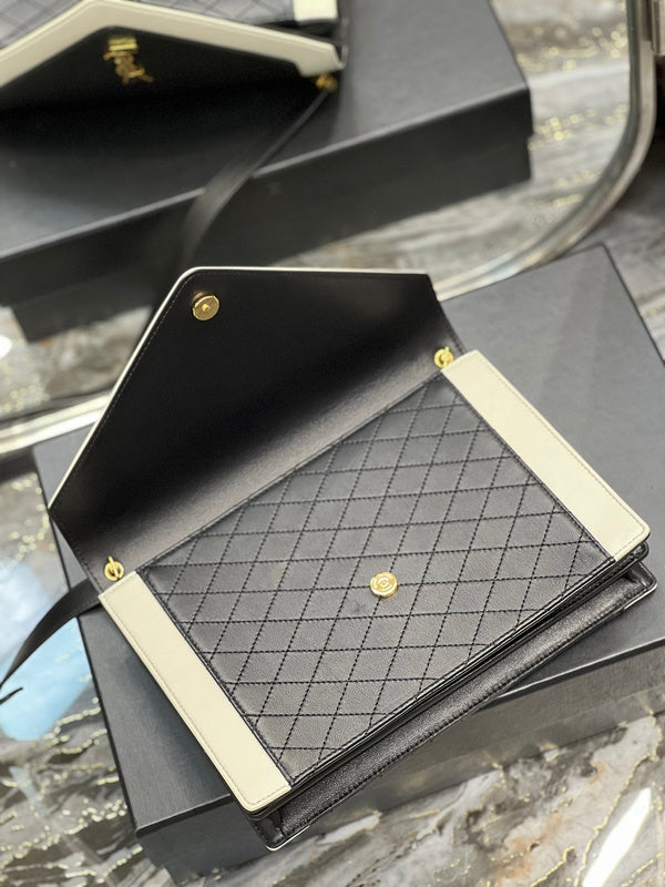 Luxurious Totes - Latest - 8407