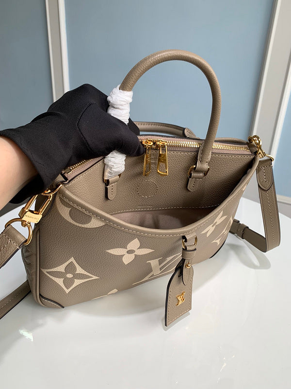 LOV - Luxurious Totes - 261