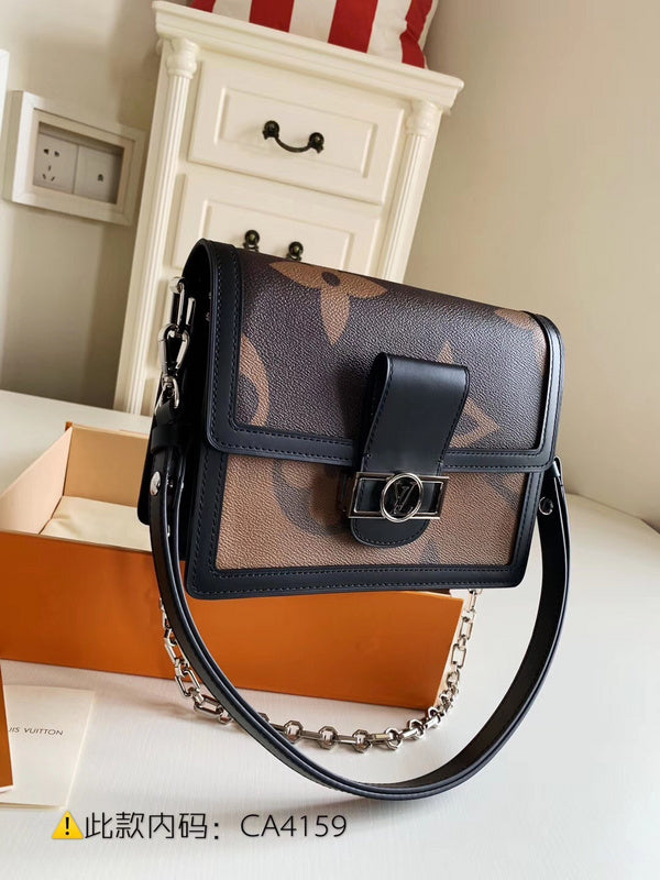 Luxurious Totes - Latest - 2376