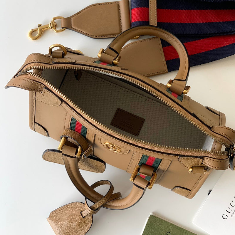 GUI - Luxurious Totes - 622