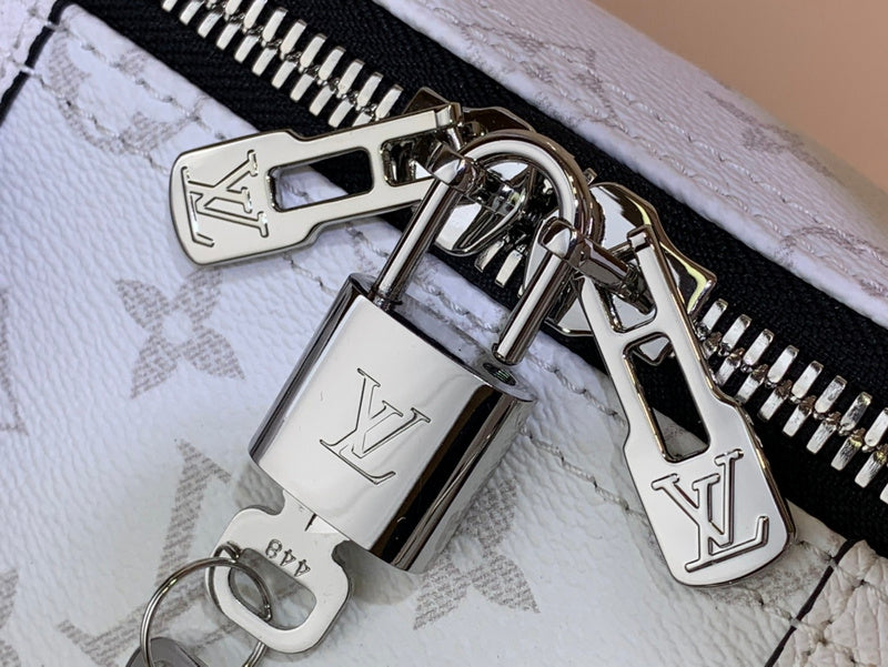 LOV - Luxurious Totes - 282