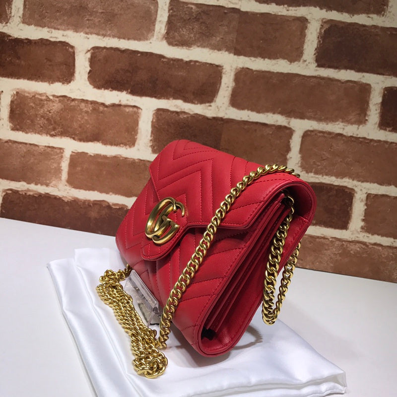 GUI - Luxurious Totes - 640