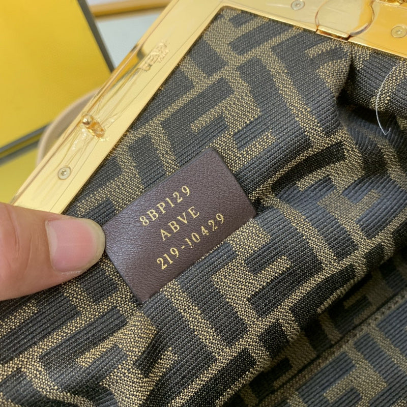 Luxurious Totes - Latest - 11150