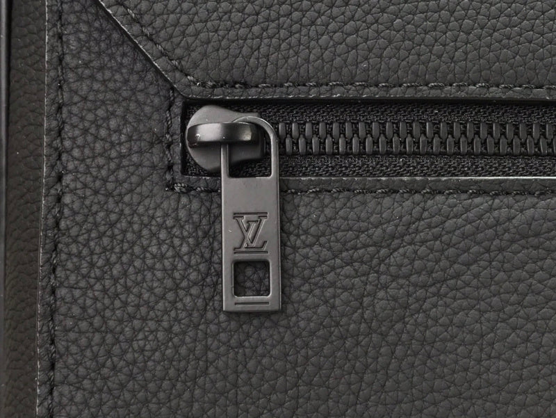 LOV - Luxurious Totes - 2491
