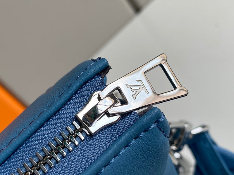 LOV - Luxurious Totes - 2408