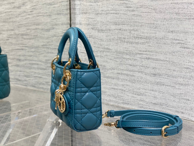 Luxurious Totes - Latest - 6223