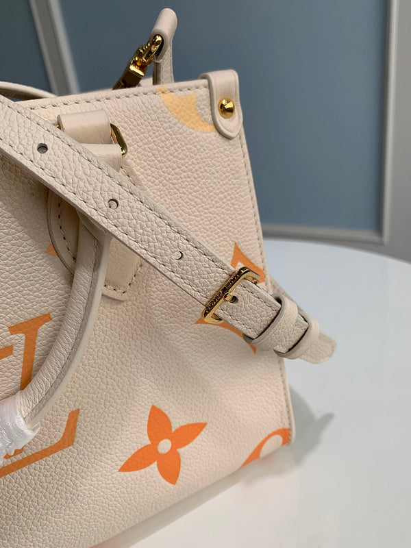 LOV - Luxurious Totes - 018
