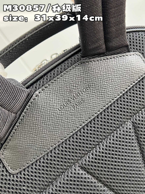 LOV - Luxurious Totes - 704