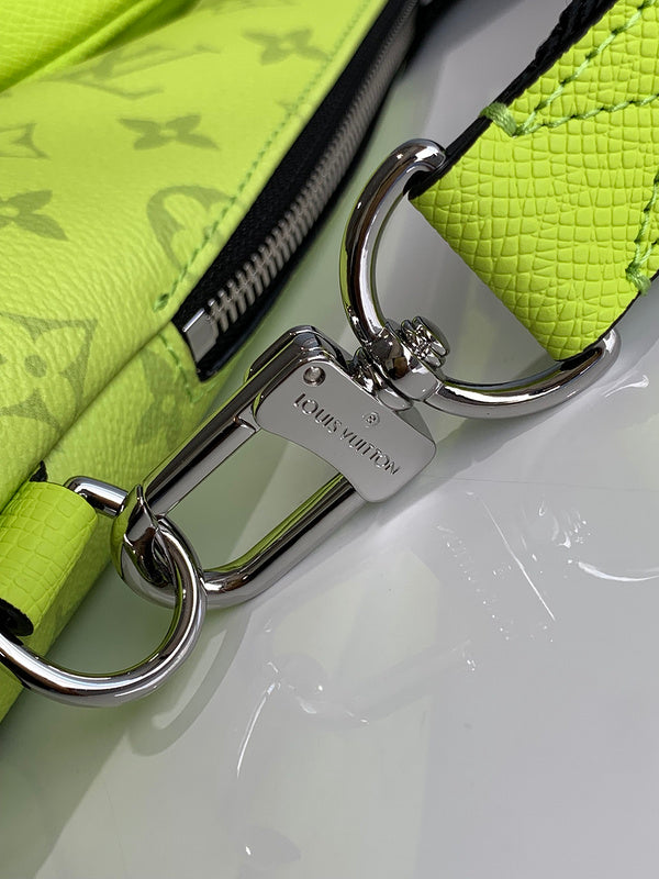 LOV - Luxurious Totes - 031