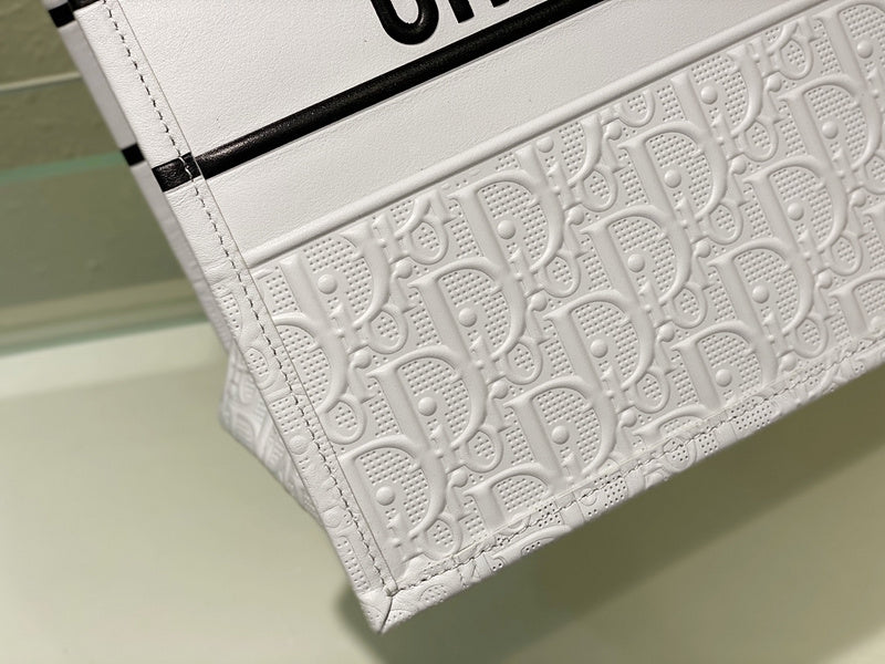 Luxurious Totes - Latest - 6347