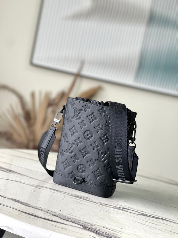LOV - Luxurious Totes - 279