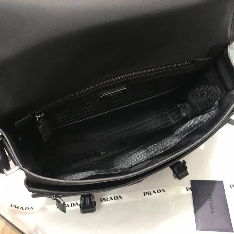 PDA - Luxurious Totes - 012