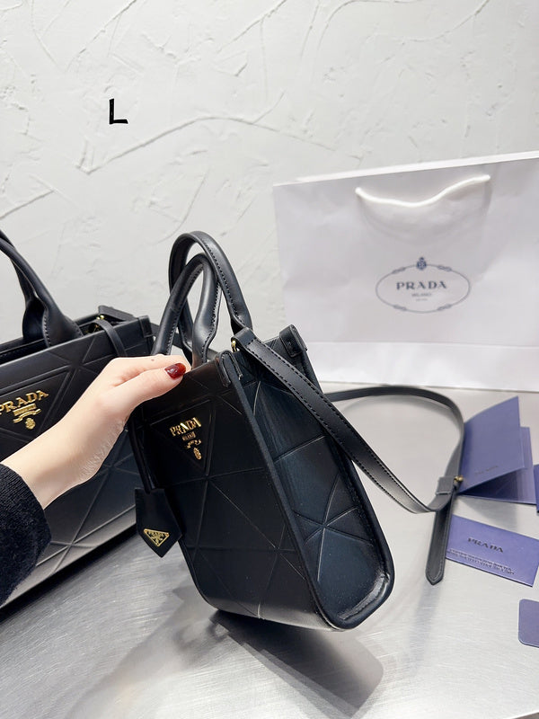 Luxurious Totes - PDA3 Bags - 116