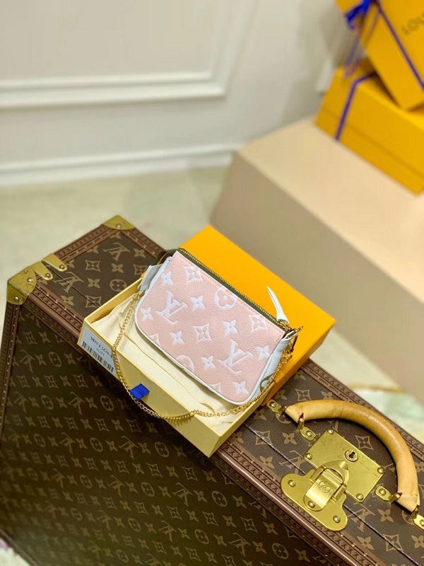 LOV - Luxurious Totes - 1544