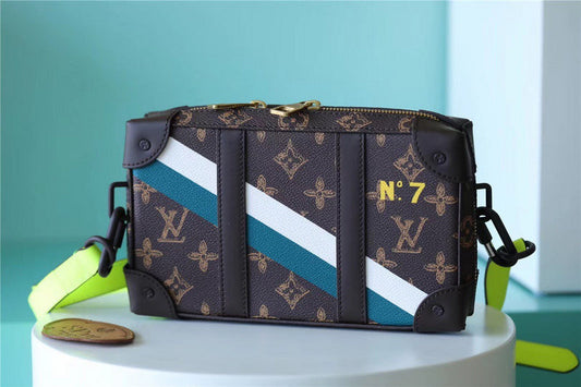 Lux-Totes - LOV Bags - 3998