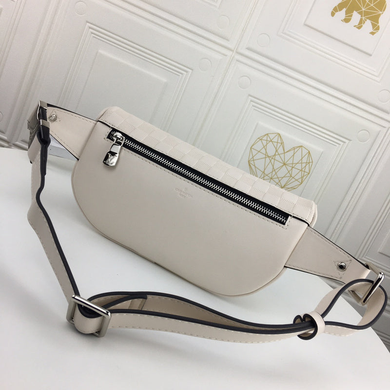 LOV - Luxurious Totes - 2366