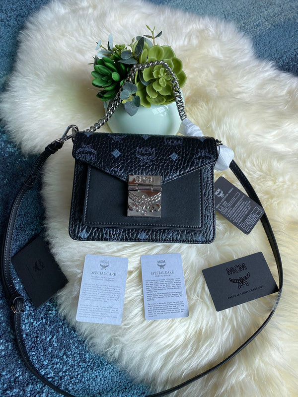 Luxurious Totes - Latest - 7900