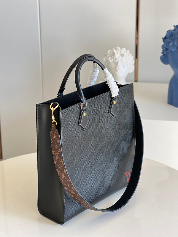 LOV - Luxurious Totes - 2148