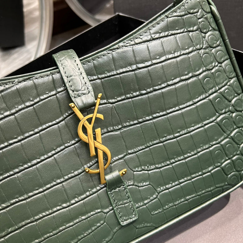 Luxurious Totes - Latest - 8124