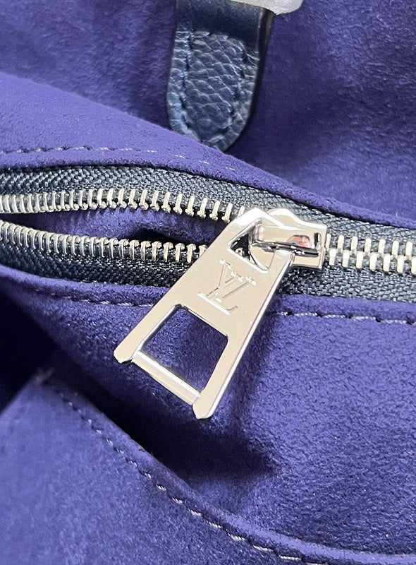LOV - Luxurious Totes - 2225