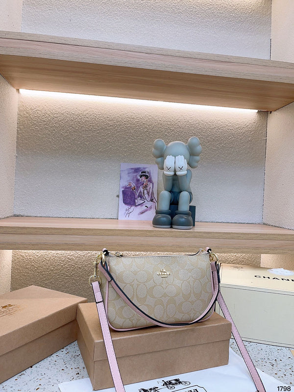 Luxurious Totes - CCH2 Bags - 025