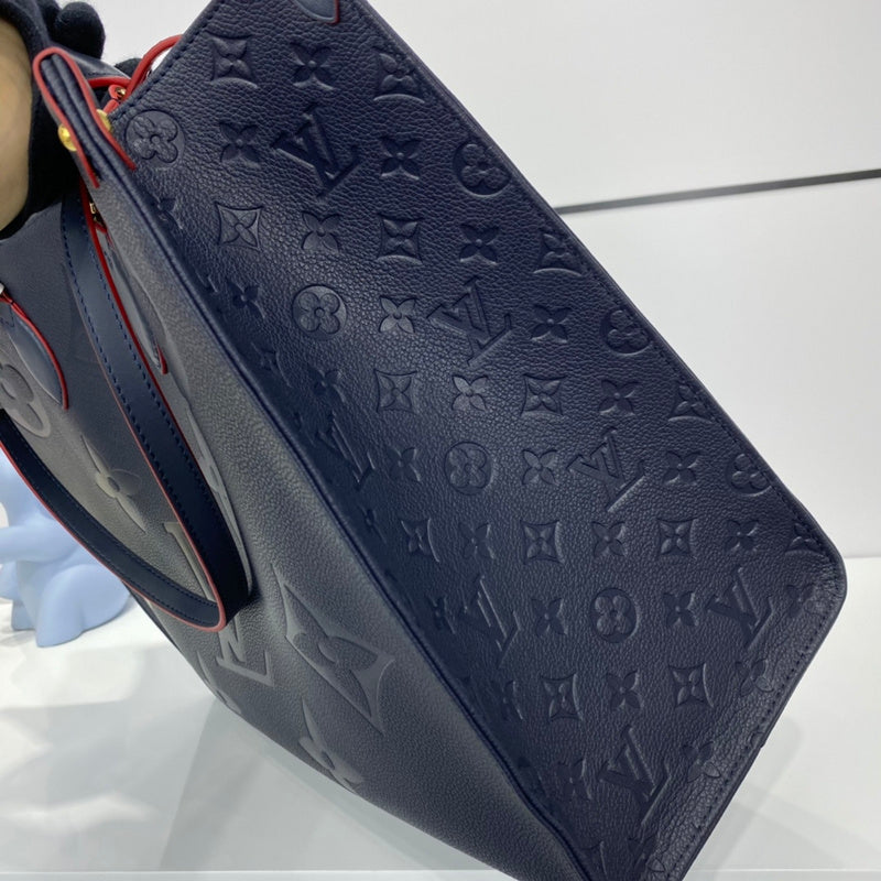 LOV - Luxurious Totes - 2458