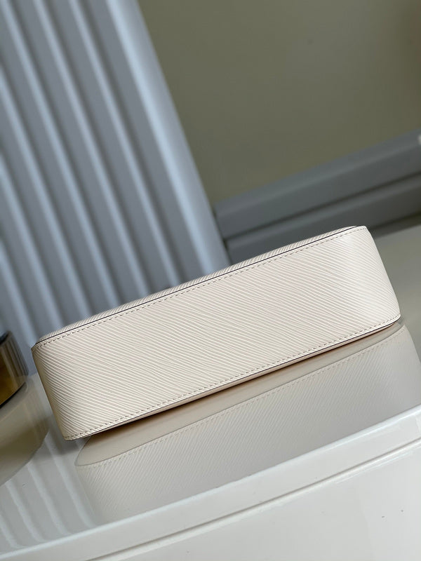 LOV - Luxurious Totes - 1789