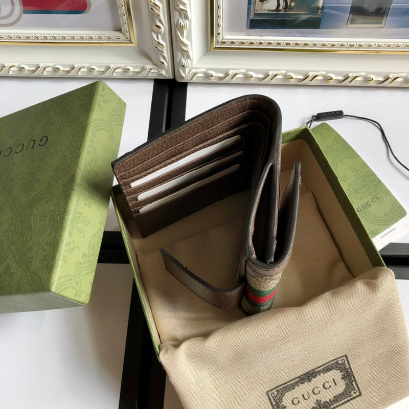 GUI - Luxurious Totes - 184