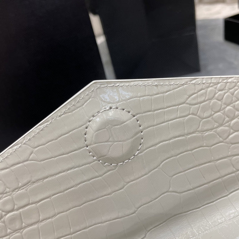 Luxurious Totes - Latest - 8975