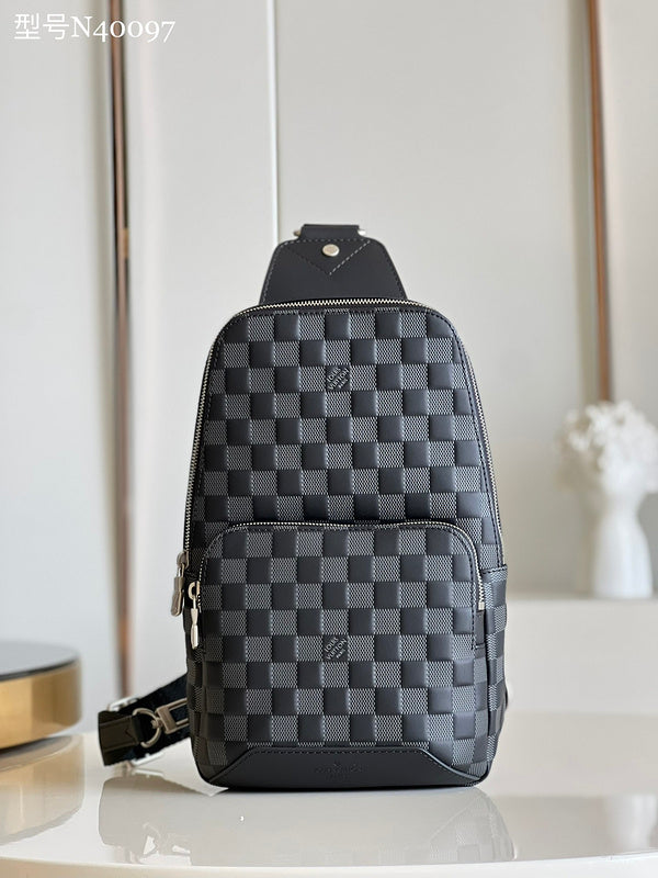 LOV - Luxurious Totes - 1115