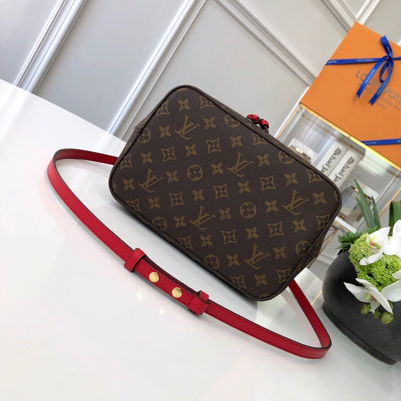 Luxurious Totes - Latest - 9736