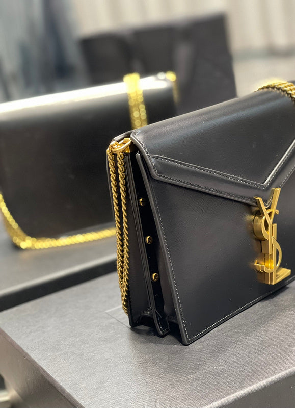 Luxurious Totes - Latest - 8372