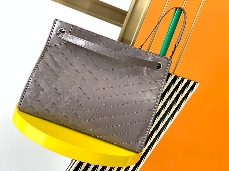 Luxurious Totes - Latest - 8651