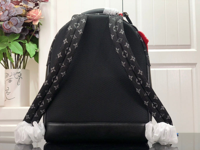 LOV - Luxurious Totes - 2024