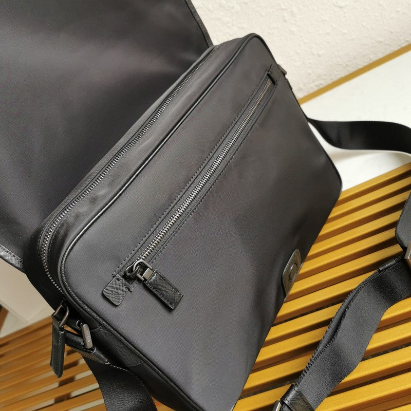 PDA - Luxurious Totes - 247