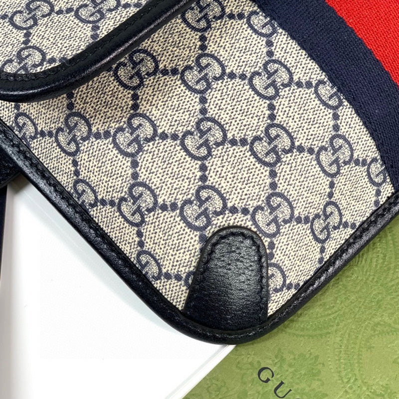 GUI - Luxurious Totes - 957