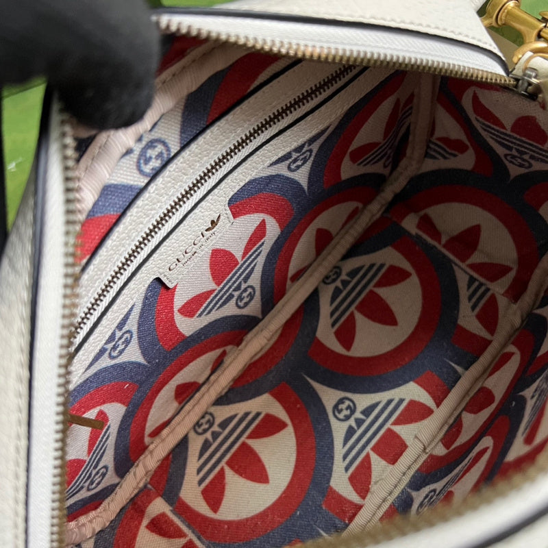 GUI - Luxurious Totes - 381