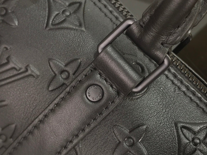 LOV - Luxurious Totes - 2274