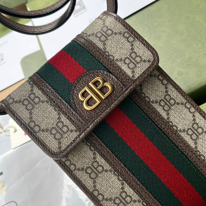 GUI - Luxurious Totes - 1233