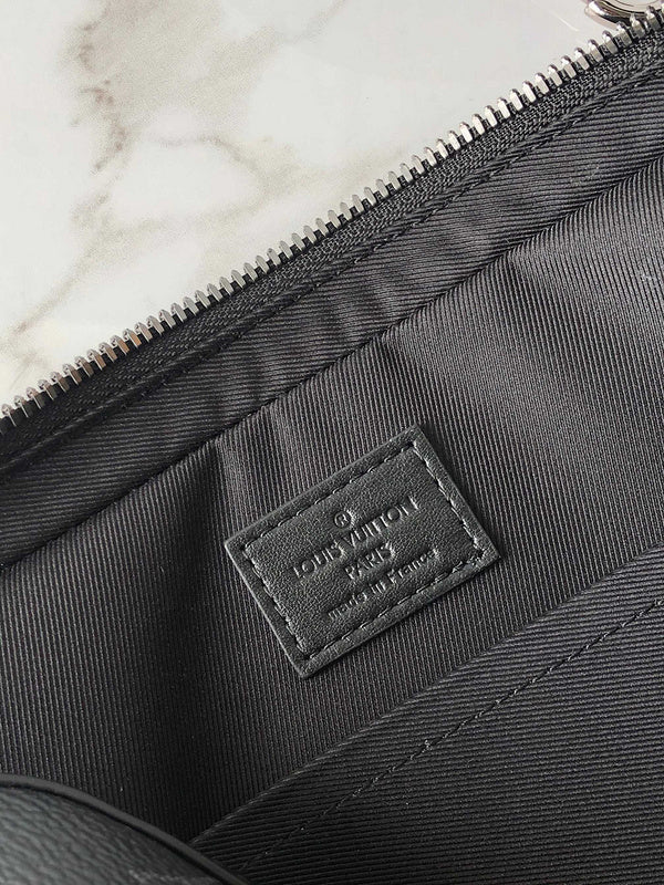 LOV - Luxurious Totes - 2587