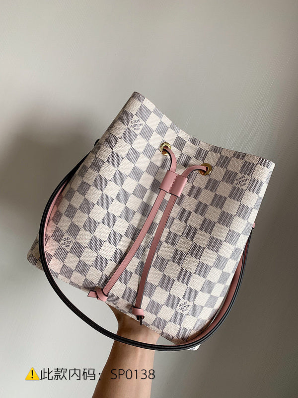 Luxurious Totes - Latest - 9755