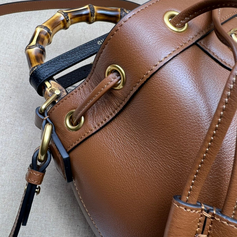 GUI - Luxurious Totes - 587
