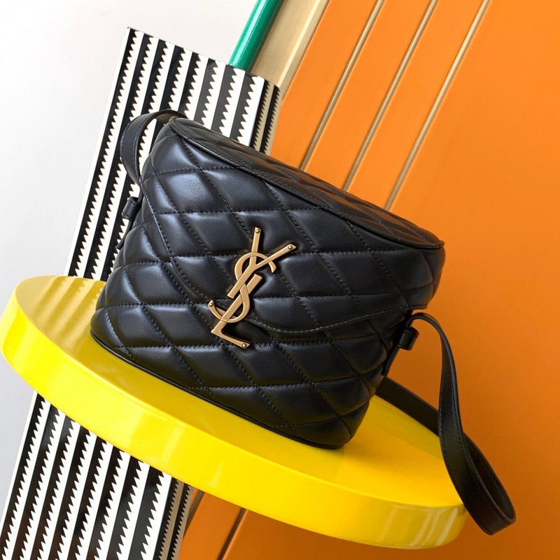 Luxurious Totes - Latest - 7921