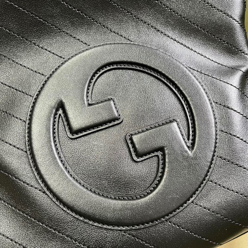 GUI - Luxurious Totes - 174