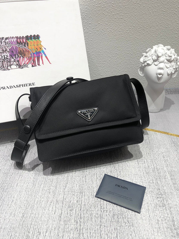 PDA - Luxurious Totes - 217