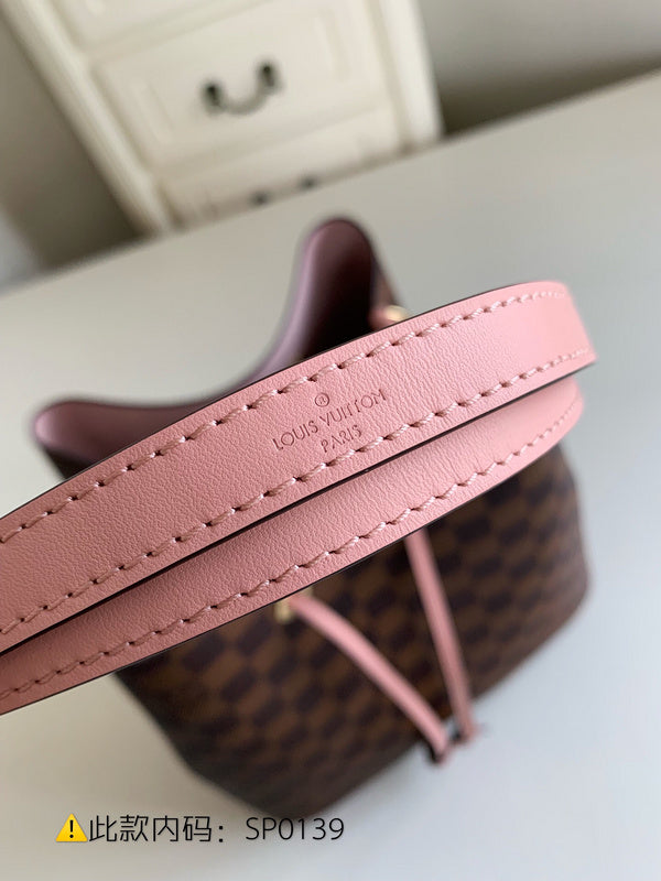 Luxurious Totes - Latest - 9763